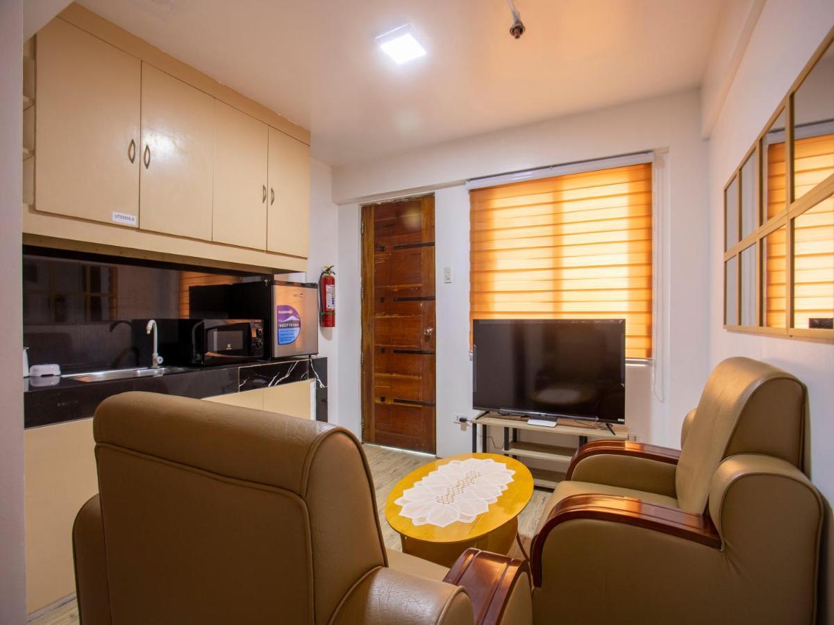Capital O 806 Pattaui Residences Taguig Buitenkant foto