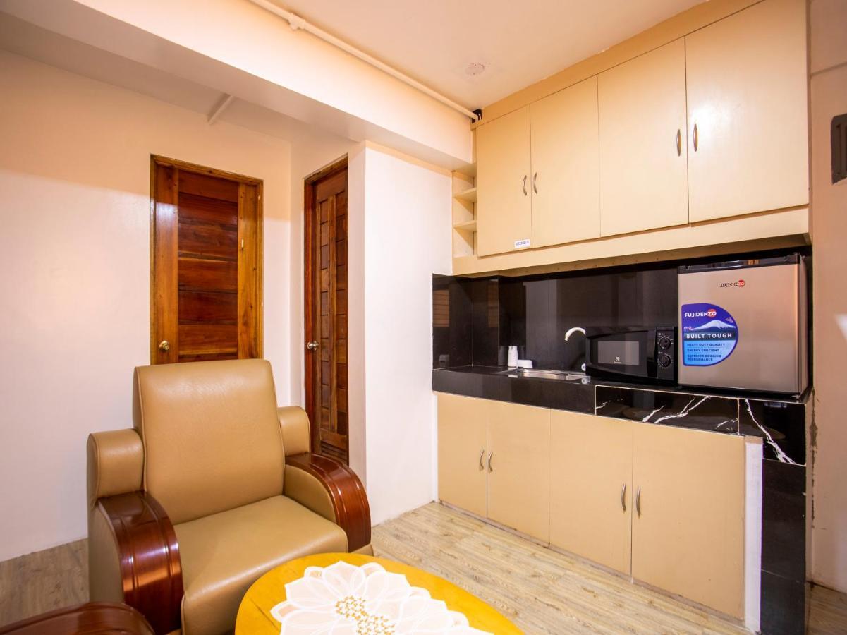 Capital O 806 Pattaui Residences Taguig Buitenkant foto