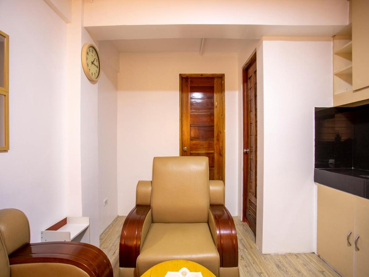 Capital O 806 Pattaui Residences Taguig Buitenkant foto